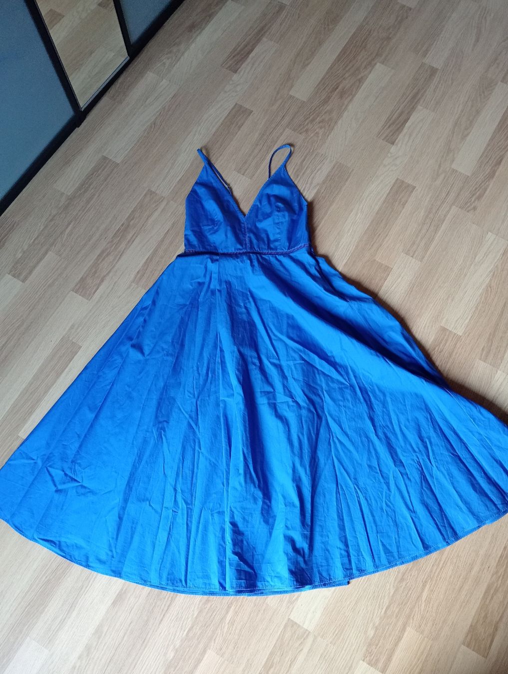 Cos Kleider: Kleid blau Grösse 42 – Gebraucht aus Einigen von tchalva