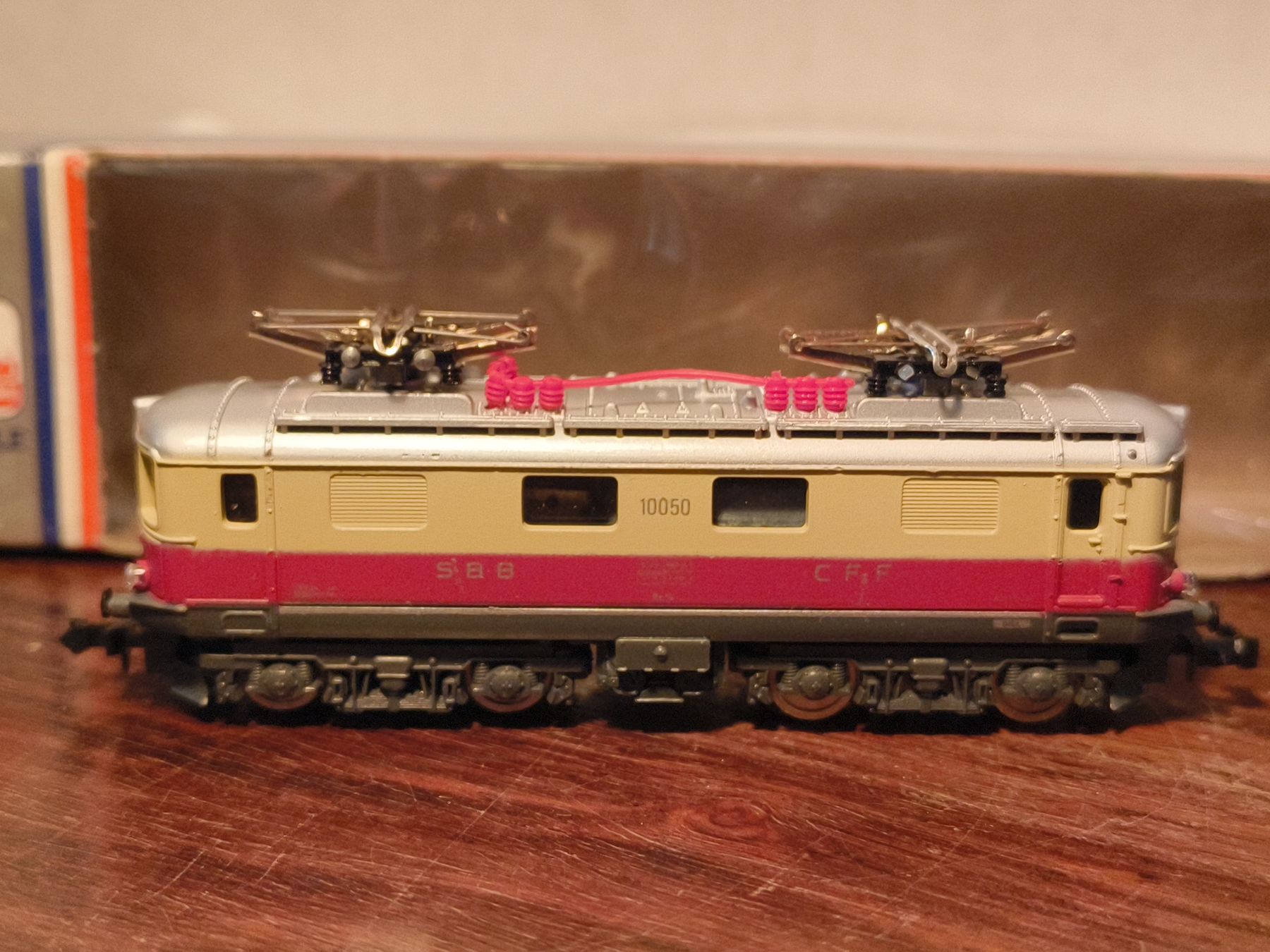 Lima Modelleisenbahnen: Lima 220293G SBB Re 4/4 "TEE" E-Lok Spur N – Gebraucht aus stettlen von VintageBern_ch