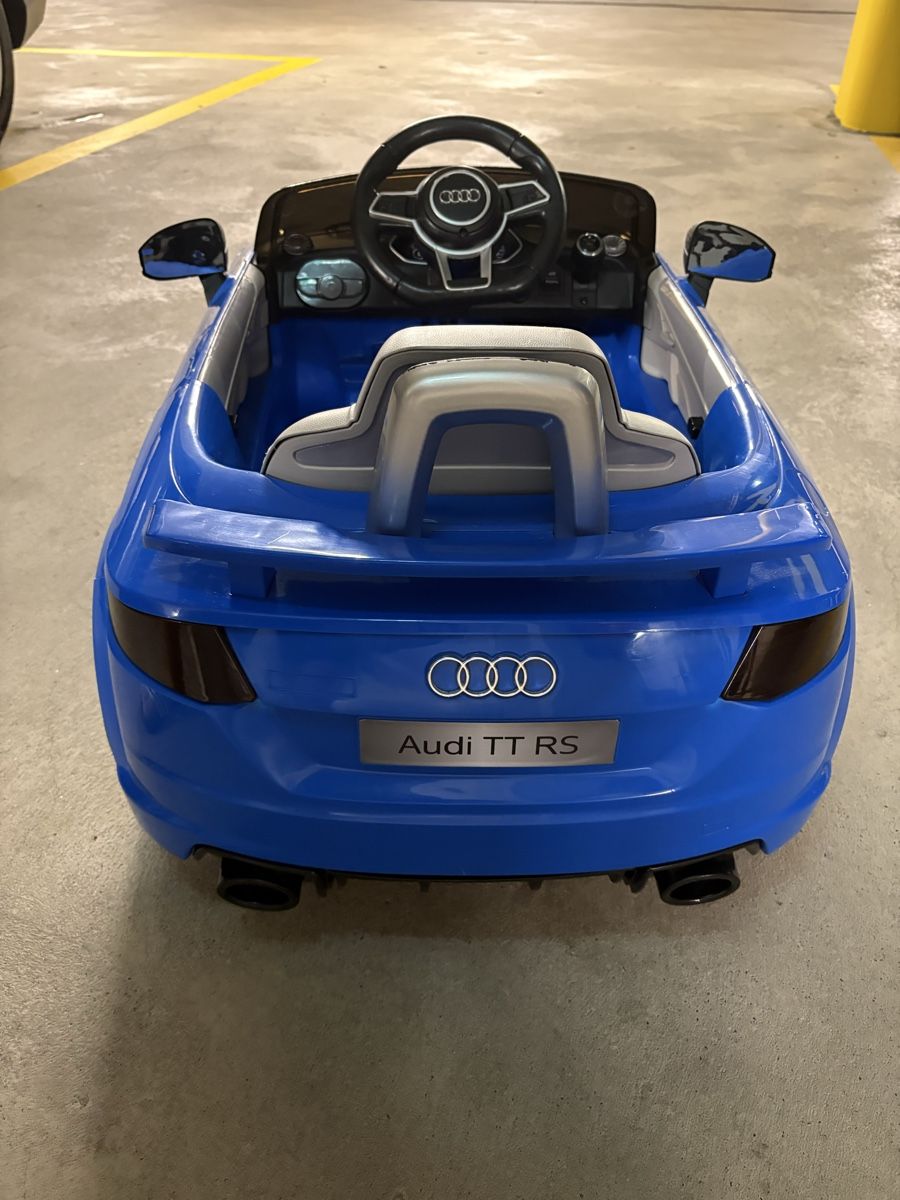 Veicoli per bambini: Audi TTRS Blau Kinder – Usato da Möhlin venduto da Nilo9013 2