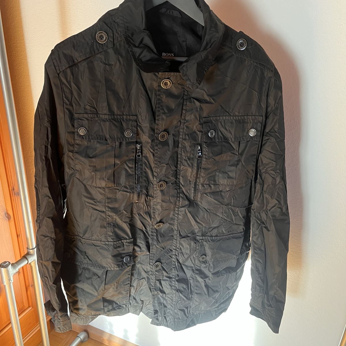 Hugo Boss Giacche: Hugo Boss Windbreaker – Usato da Diepflingen venduto da ldvintagestreetwear 1