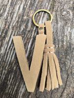 Accessoires: Schlüsselanhänger Wildleder camel "V"
