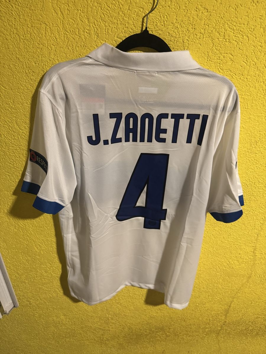 Canottiere & Pantaloni: Zanetti Inter Mailand Retro-Trikot – Nuovo e nell'imballaggio originale da Büren an der Aare venduto da luc_mmk7 1