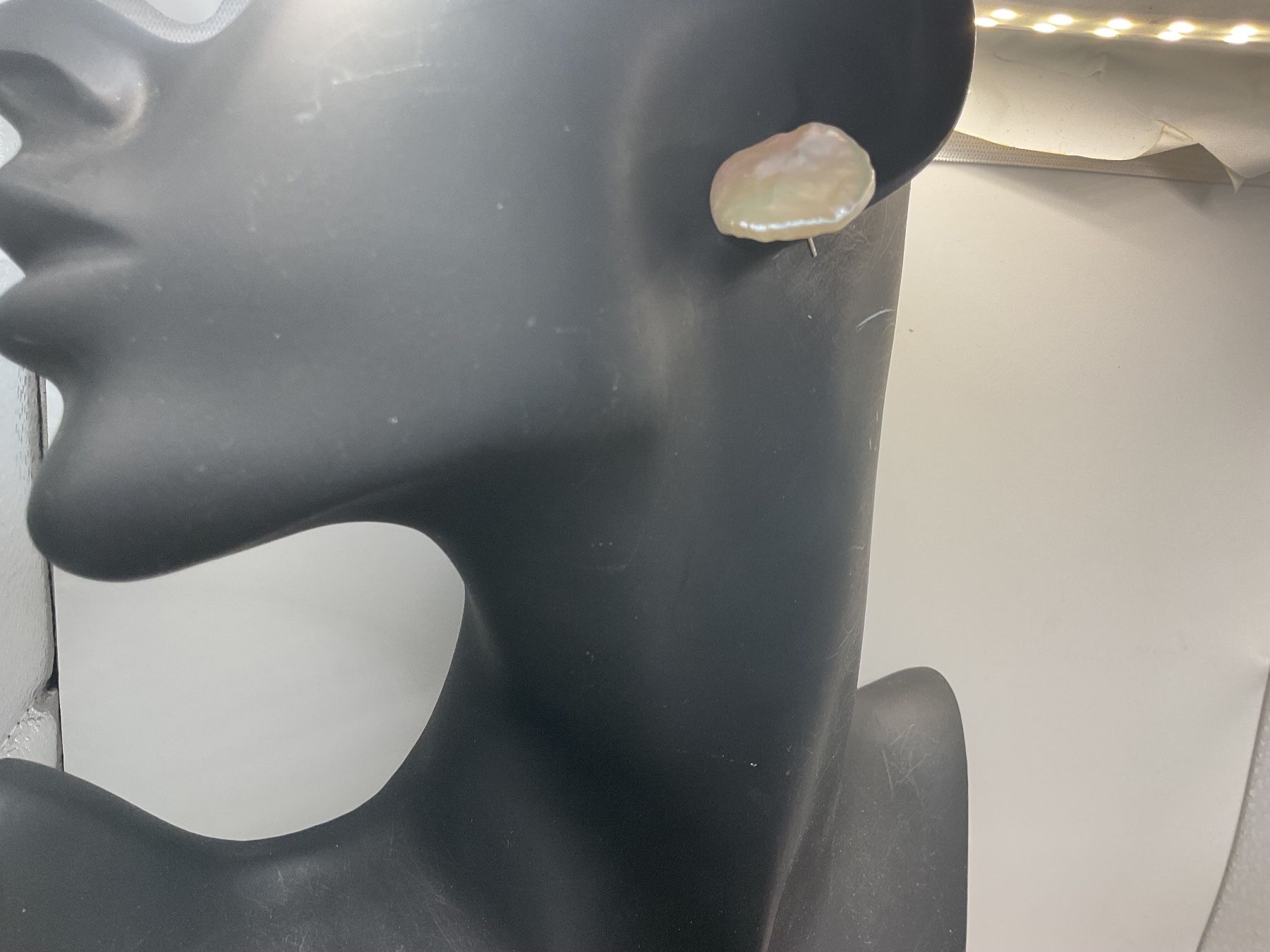 Orecchini pendenti & Orecchini a lobo: Ohrstecker mit grossen Keshiperlen – Nuovo e nell'imballaggio originale da Luzern venduto da S.Kern01 2