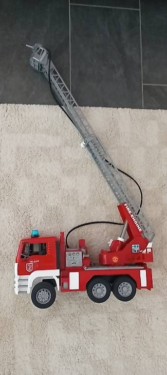 Giocattoli: Bruder - MAN: Feuerwehr mit Light + Sound – Usato da Birmensdorf ZH venduto da zjsz 1