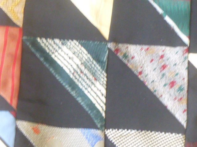 Coperte: Patchworkdecke / Wandbehang Seide – Usato da Hinwil venduto da Glasperlen 6