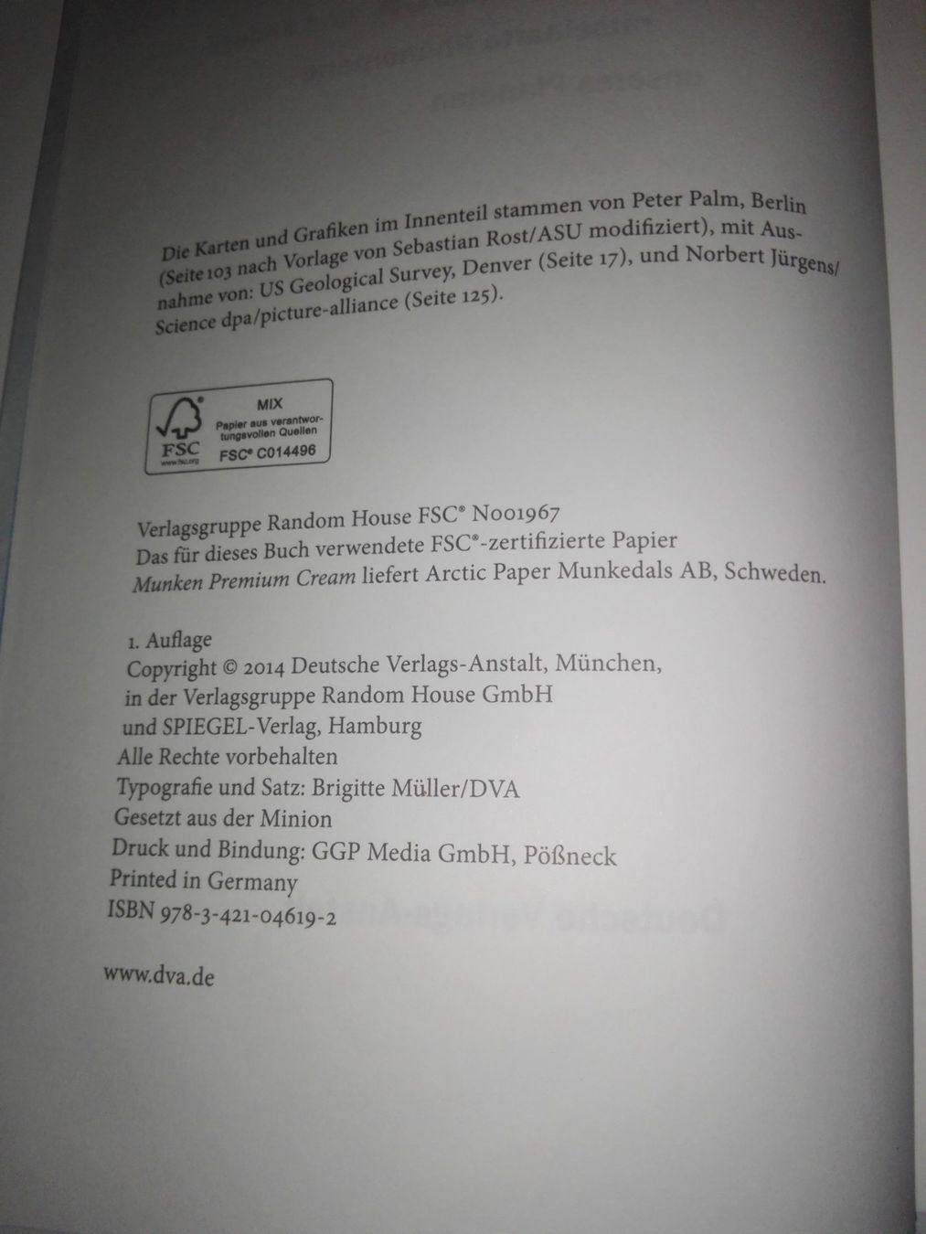 Libri: Die Erde hat ein Leck & andere rätselhafte Phänomene unseres – Usato da St.Gallen venduto da elk2022 1