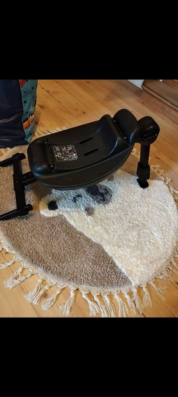 Seggiolini per auto: Baby-Rose Autositz Basisstation – Usato da Lyss venduto da yan_zq9y