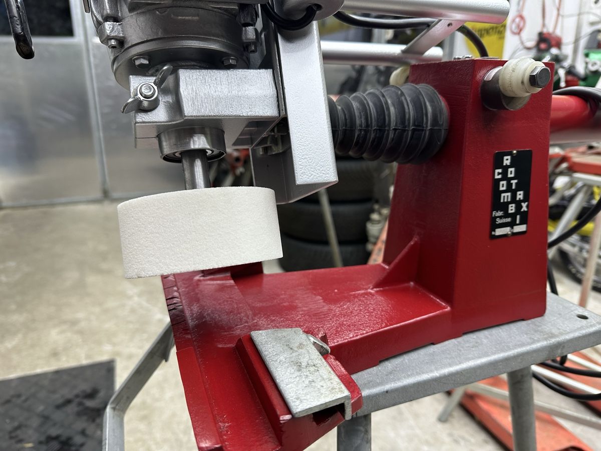 Schleifen & Polieren: Mähmesserschleifer Schleifgerät Rotax – Gebraucht aus Schwende von weesli 5