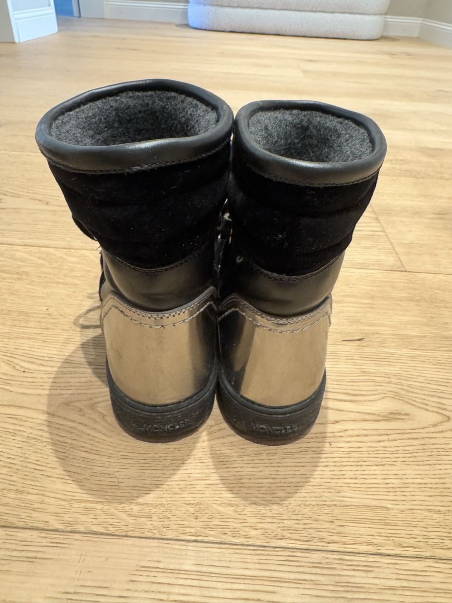 Moncler Scarpe da donna: MONCLER Winterboots Grösse 37.5 – Usato da Basel venduto da ValentinaC01 2