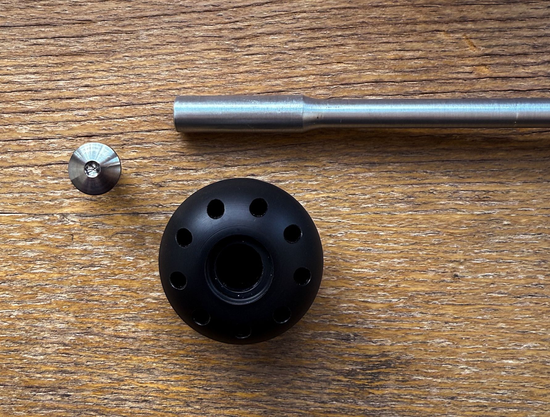Ducati Tutti i ricambio per moto: Ducati Front Fork Axle Sliders inc. Titanium Bolts – Usato da Belfaux venduto da tmail 2