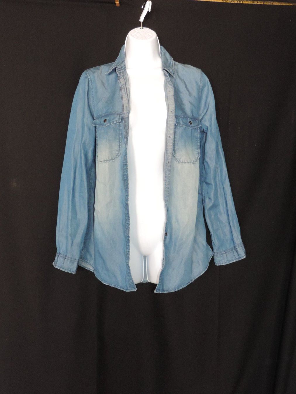 Camicette: chemise jeans bleue foncé – Usato da Genève venduto da Axelle333 7