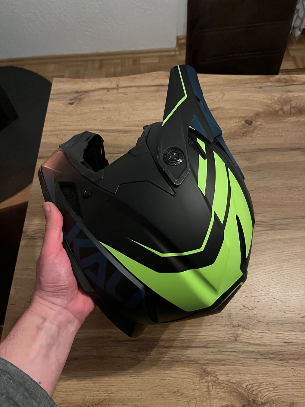 Caschi & visiere: Downhill helm cross gross M/L – Usato da Lenzburg venduto da r_mendes