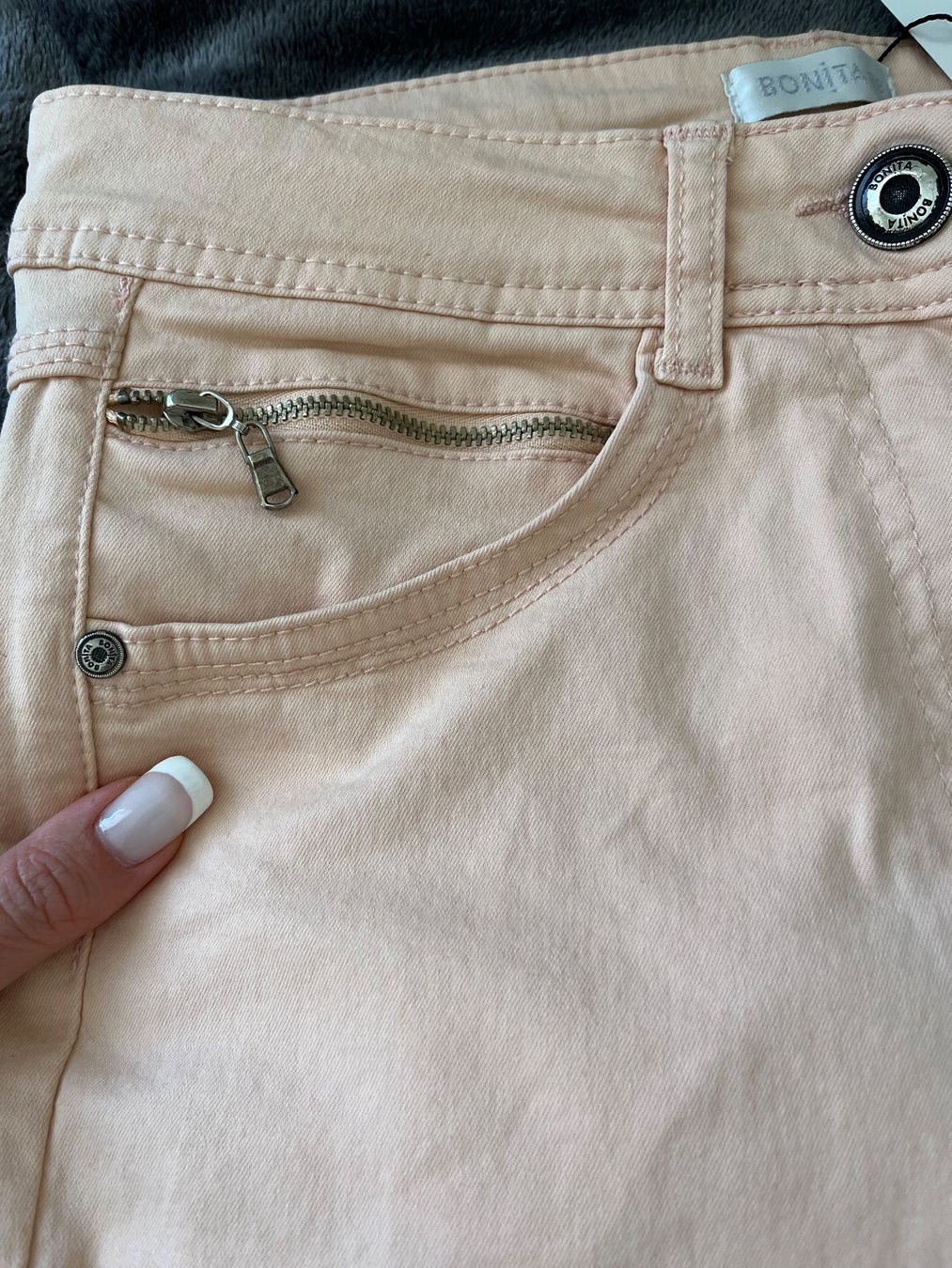 Bonita Pantaloni: New pants  Bonita size S – Nuovo (secondo la descrizione) da Chêne-Bougeries venduto da Seetooyoo 6