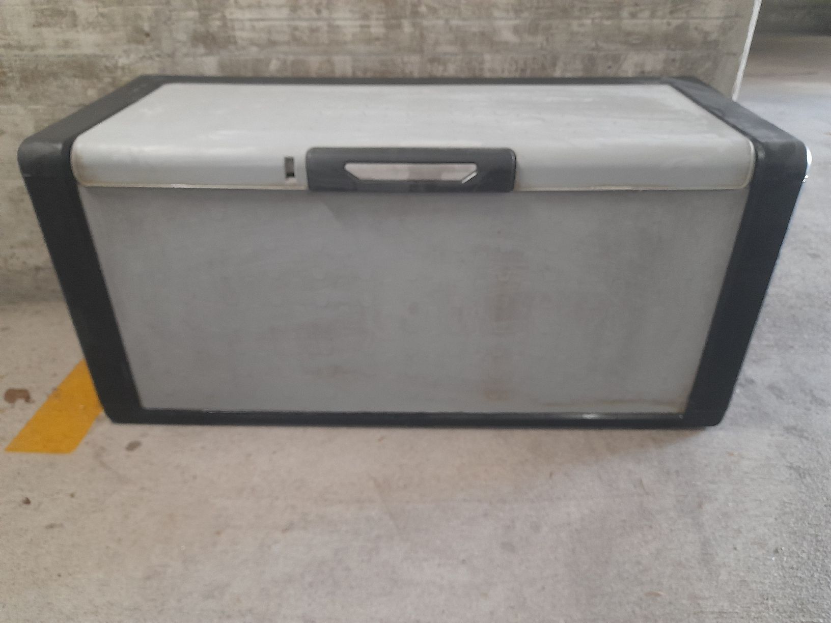Box contenitori: kissenbox – Usato da Glattbrugg venduto da B_B