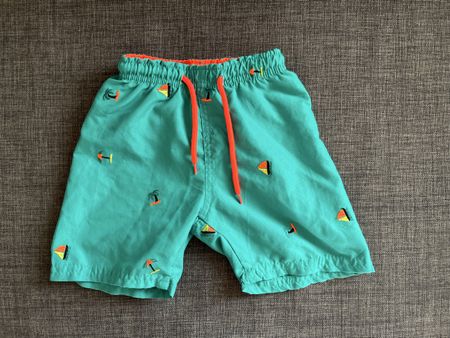 Short de bain 98 - 104 brodé 