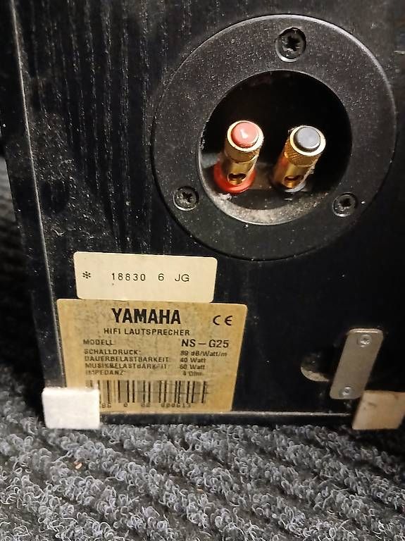 Casse acustiche: 2 Yamaha Lautsprecher – Usato da Rüfenach AG venduto da Haui82 1
