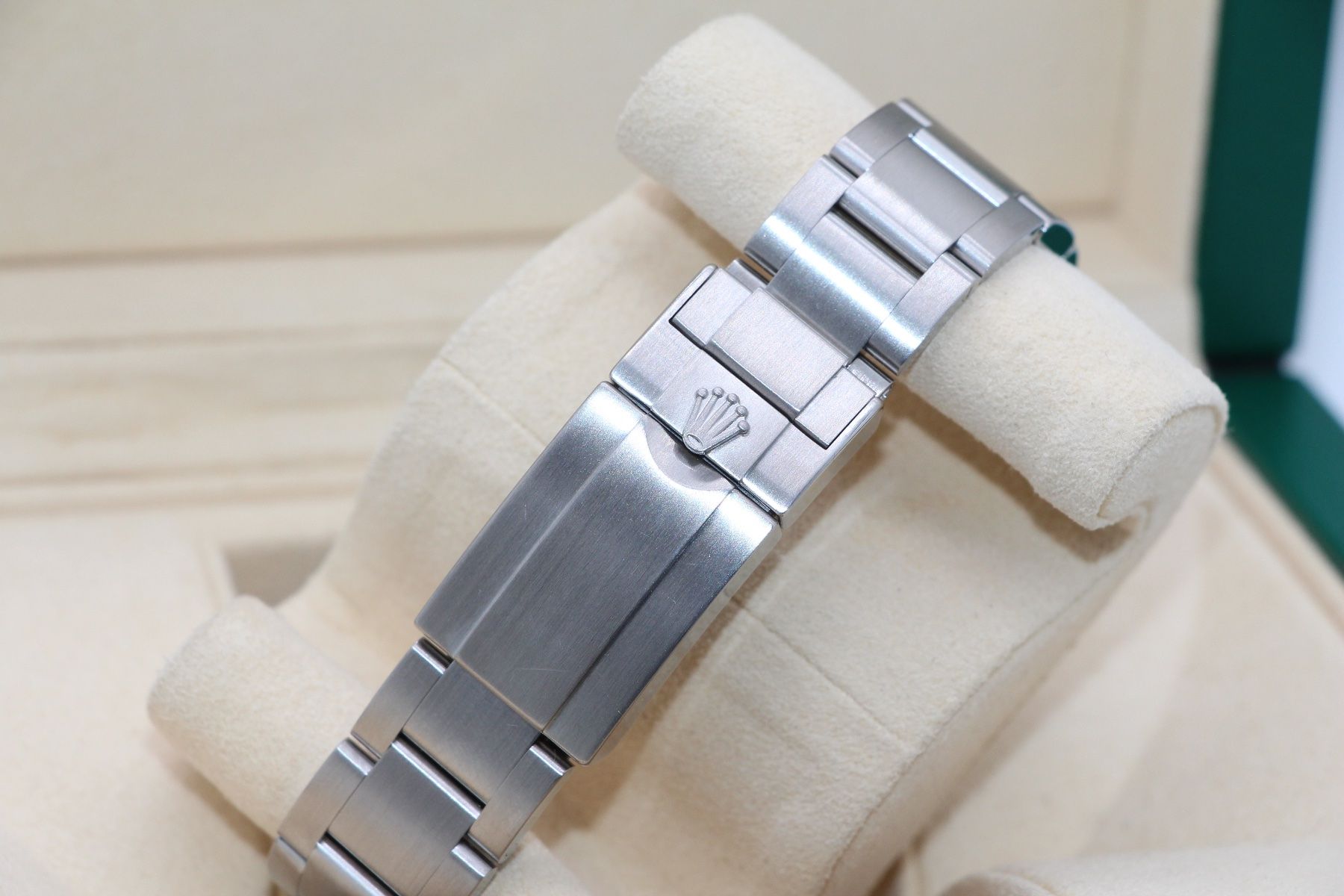 Rolex Orologi: Rolex Explorer II Polar Ref. 216570, Original Box & Papiere – Usato da Zug venduto da eMDi_Collection 7