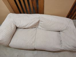 Sofa (ideal für Kinder) GRATIS inkl. Box mit Füllmaterial