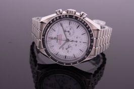 Omega Speedmaster Moonwatch Professional White 2025