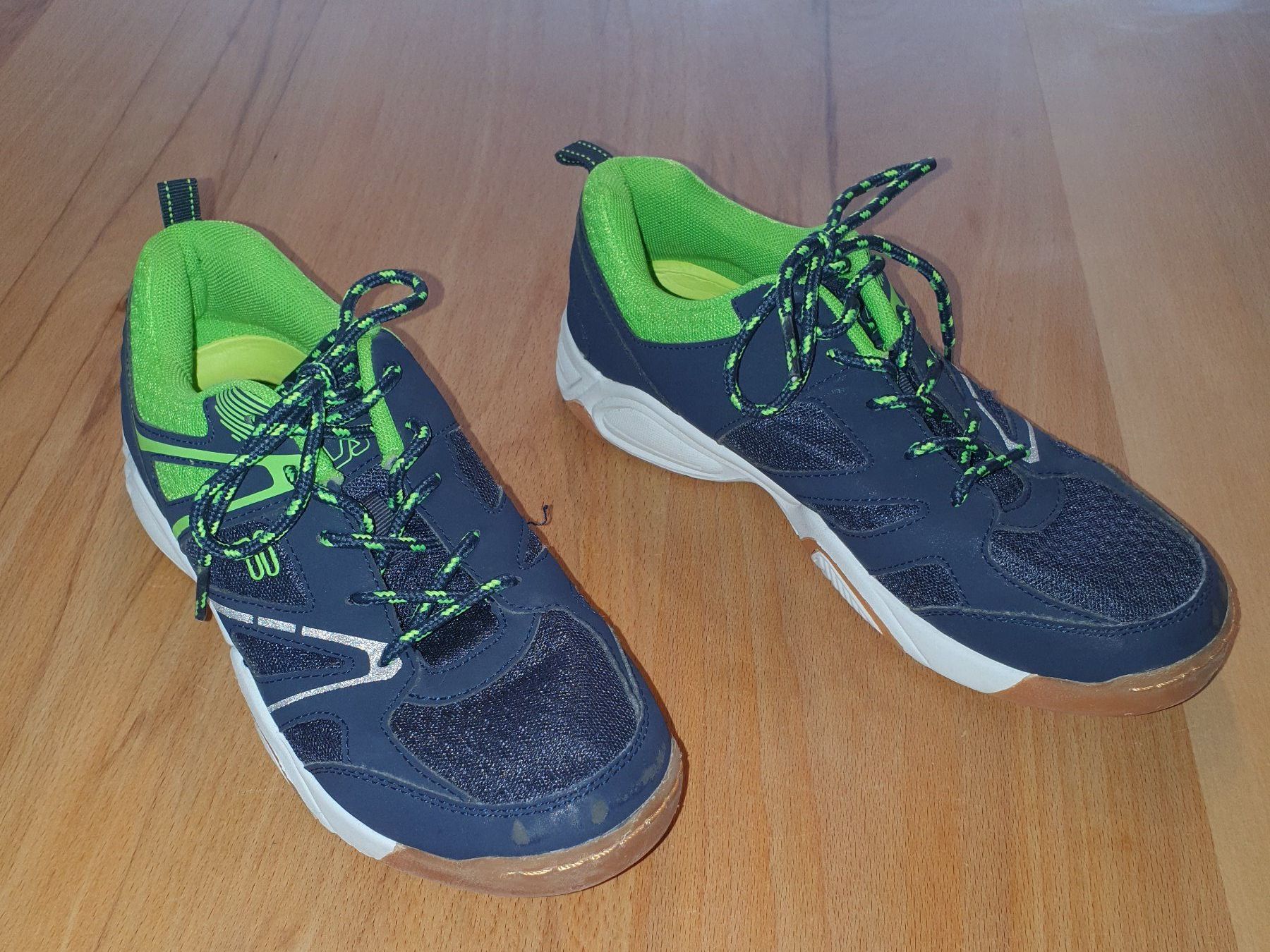 Fila Scarpe per ragazzi: Hallenschuhe v. Fila, Gr. 37 – Usato da Bilten venduto da pelanov 1