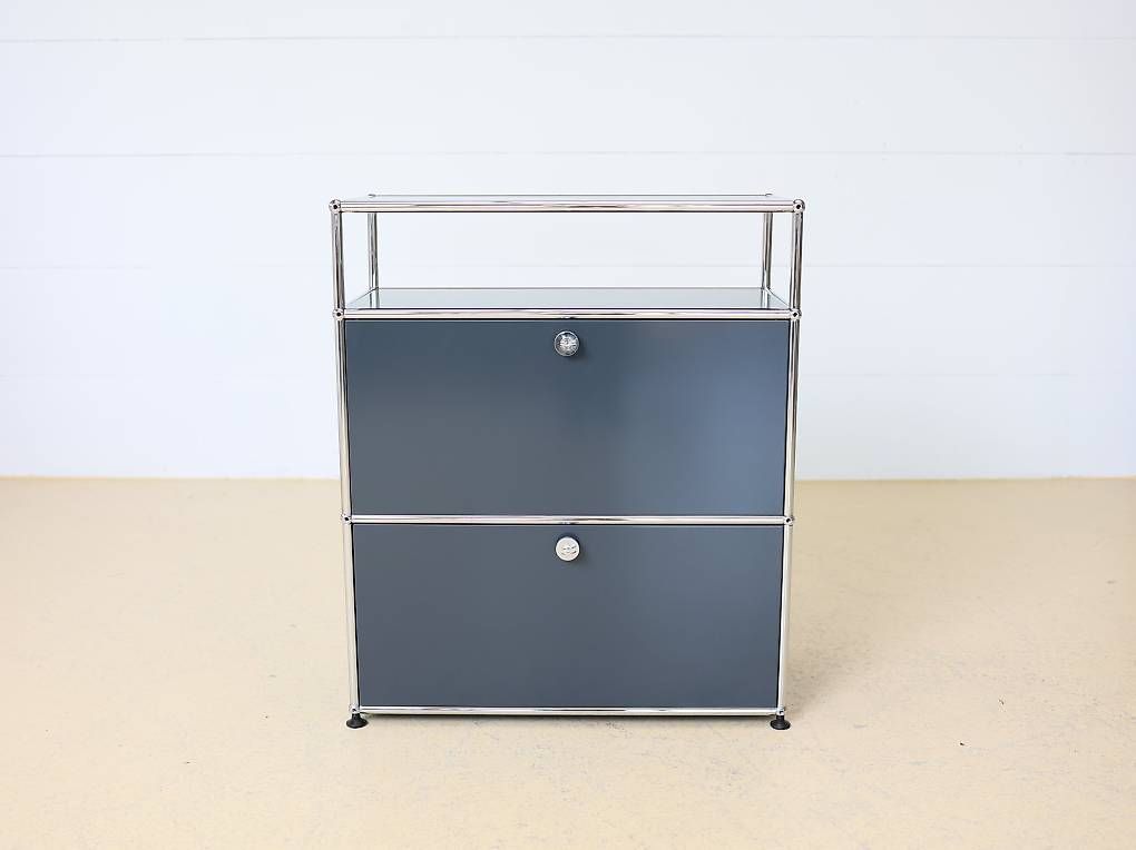 USM Cassettiere: USM Haller Sideboard | Anthrazitgrau 1x3 | Neuwertig – Usato da Meinisberg venduto da atelier_TILIJA