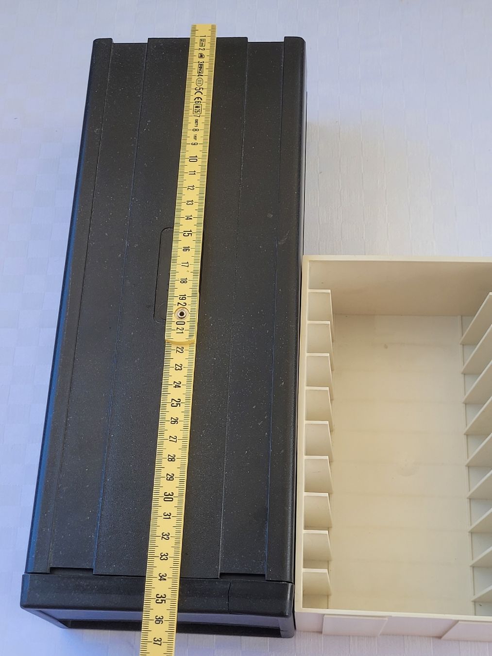 Musicassette: 2 Vintage Kassettenboxen  – Usato da Buttikon SZ venduto da Renco 3