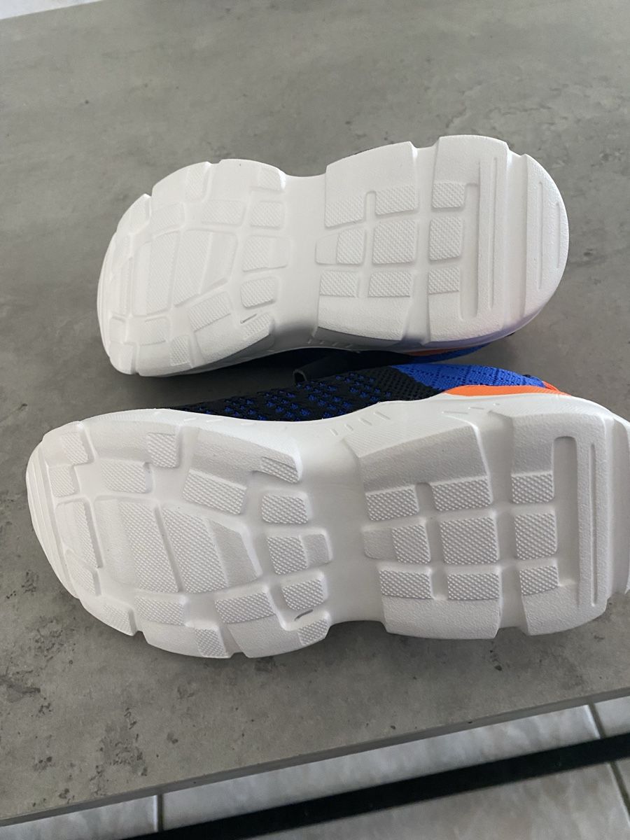Scarpe per ragazzi: Sketcher Gr.  30 Neu – Nuovo e nell'imballaggio originale da Roggwil TG venduto da Strick-Fee 2