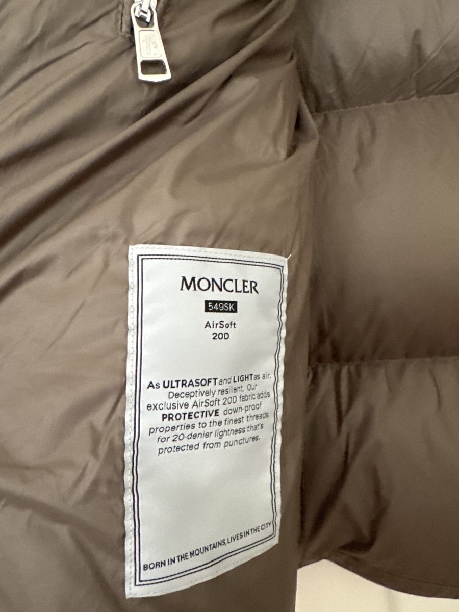 Moncler Jacken: Moncler Jacke Gr. 4 – Neu (gemäss Beschreibung) aus Luzern von TENDIMO 7