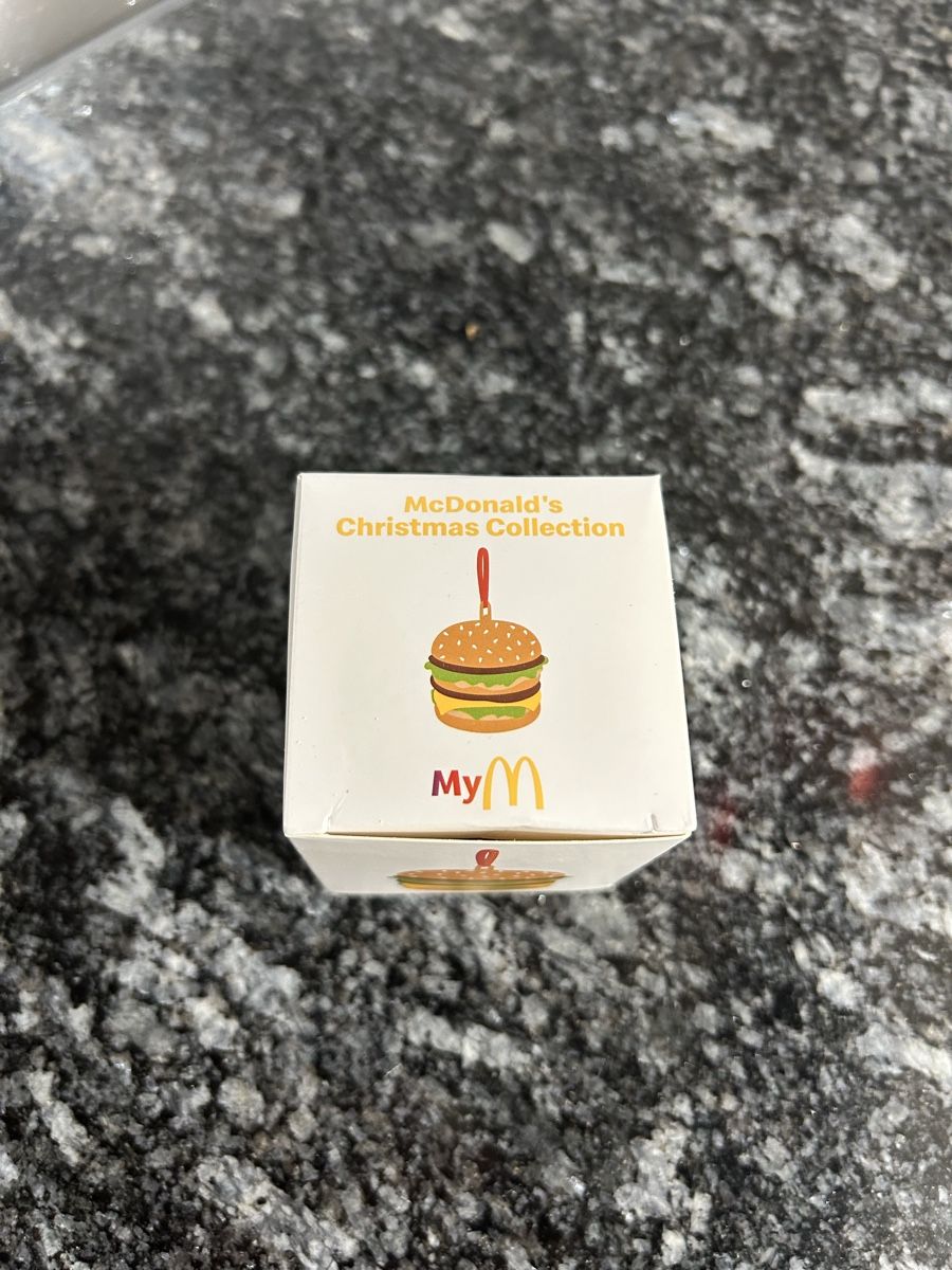Alle Dekorationen: Big Mac Weihnachtskugel 🍔🎄 – Neu und originalverpackt aus Laupen ZH von Elti2017 2