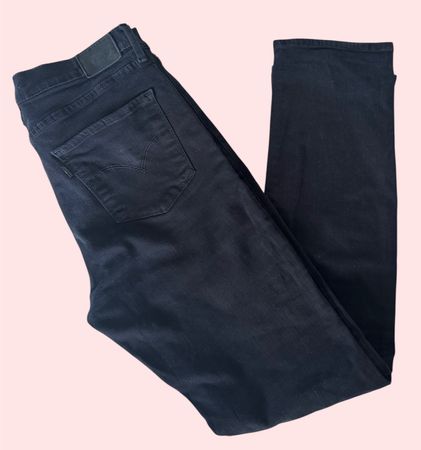 Levi's Jeans 724 High Rise, Schwarz, Gr. W31/L32👖💙
