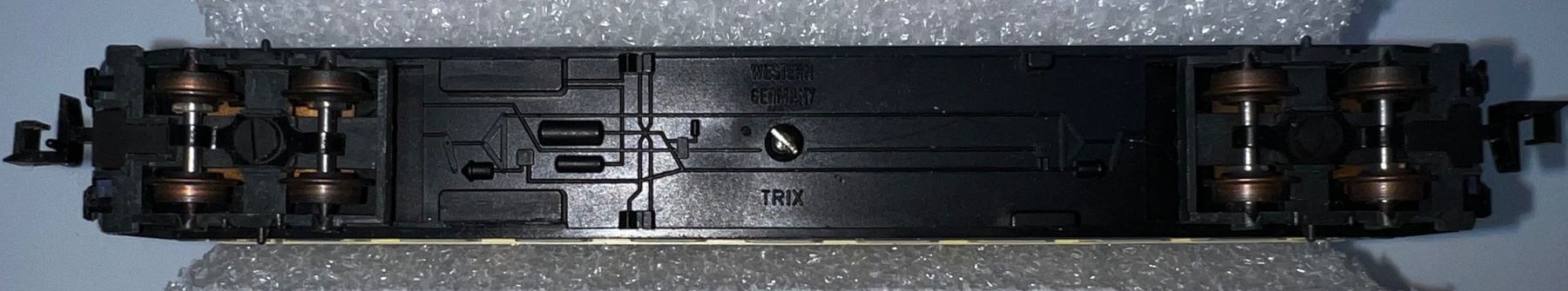 Trix Modellini di ferrovie: Minitrix - 1. Kl Personenwagen der DB – Usato da Basel venduto da jonnyhaas 6