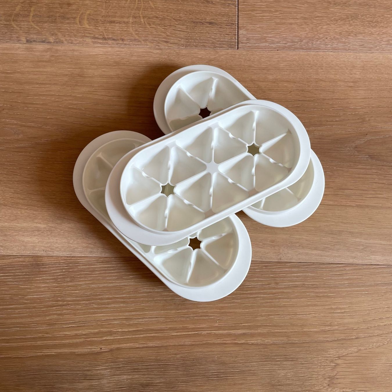 Tupperware Recipients et similaires: Tupperware Eiswürfel Set Behälter – D'occasion à Walde AG par Flumsi66 3
