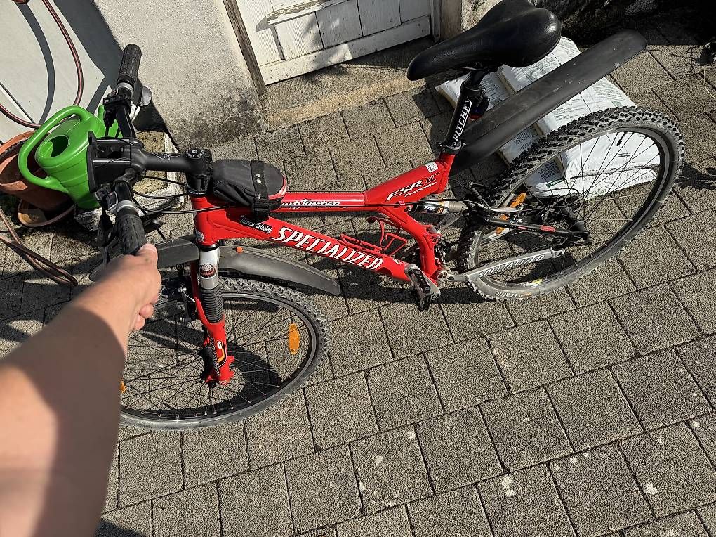 Vélos: Mountainbike Thömus Specialized – Défectueux à Siselen par trachsu01