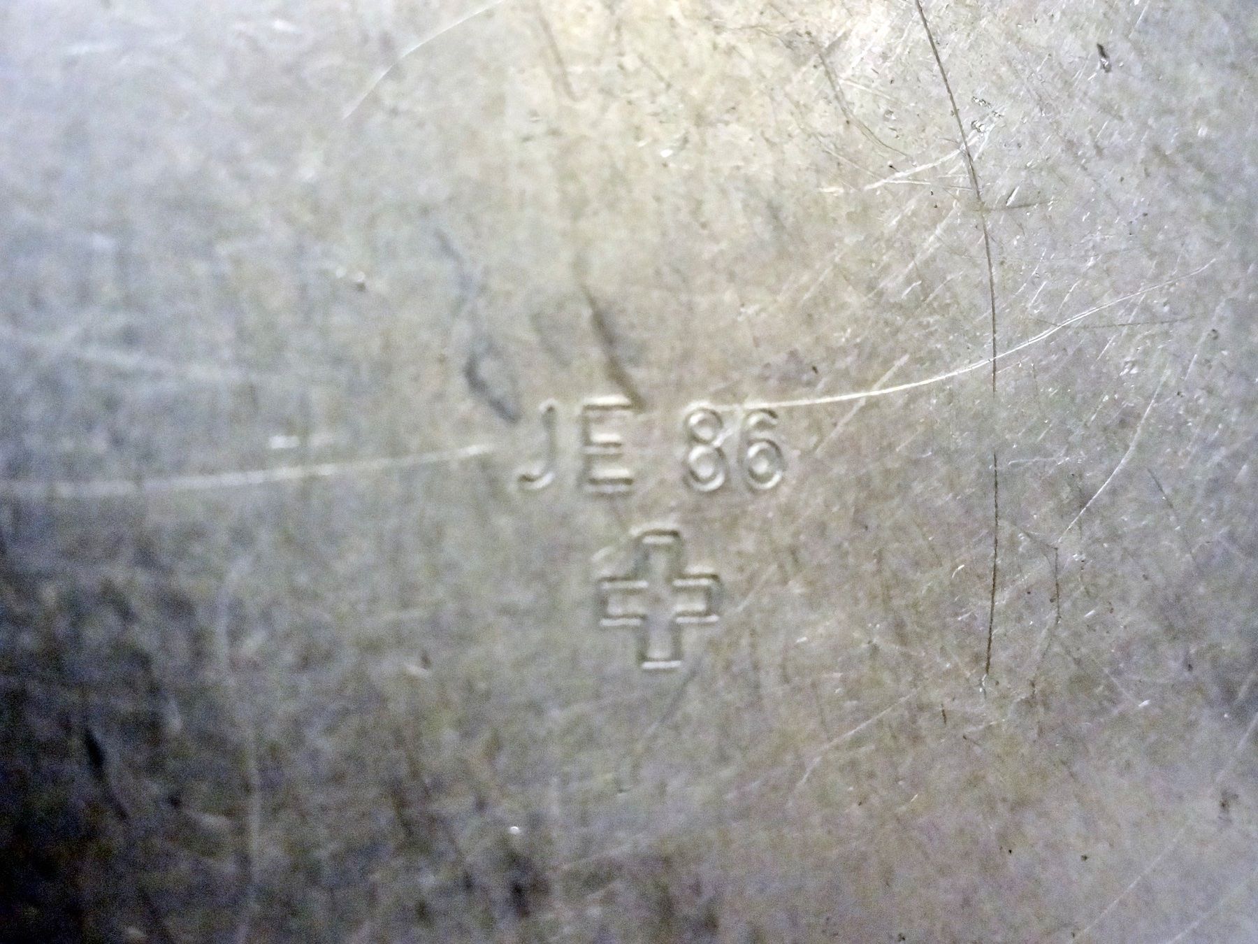 Schweizer Armee Ausrüstung & Ersatzteile: Feldflasche mit Becher JE 1986 Schweizer Armee – Gebraucht aus Kerzers von bottlesandboxes 6