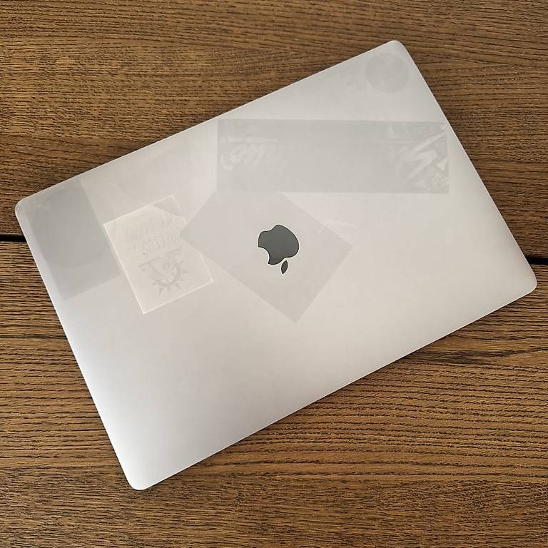 Apple PC: MacBook Pro 16 pouces / 32 gb de RAM – Usato da Lausanne venduto da ponifull 4