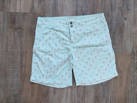 Kurze Hose Flamingos von Esprit, Grösse 40