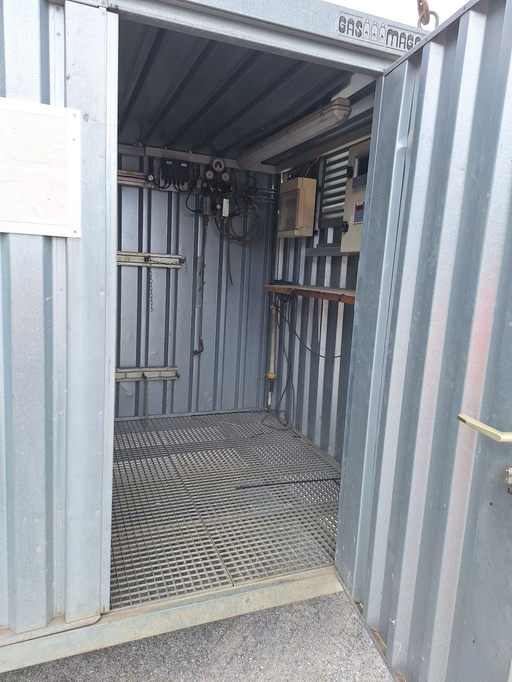 Contenitori edile: Gasflaschen Container Magazin 3 m – Usato da Alpnach Dorf venduto da vieuxhenri 4