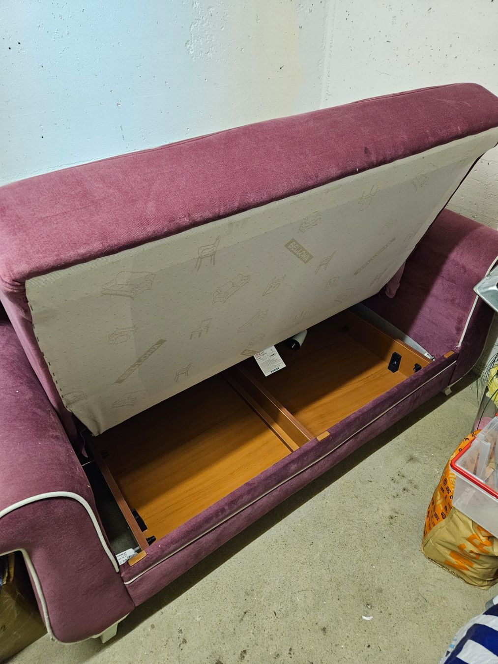 Sofas: Zweier Bettsofa mit Stauraum – Gebraucht aus Brugg AG von steinbach 4