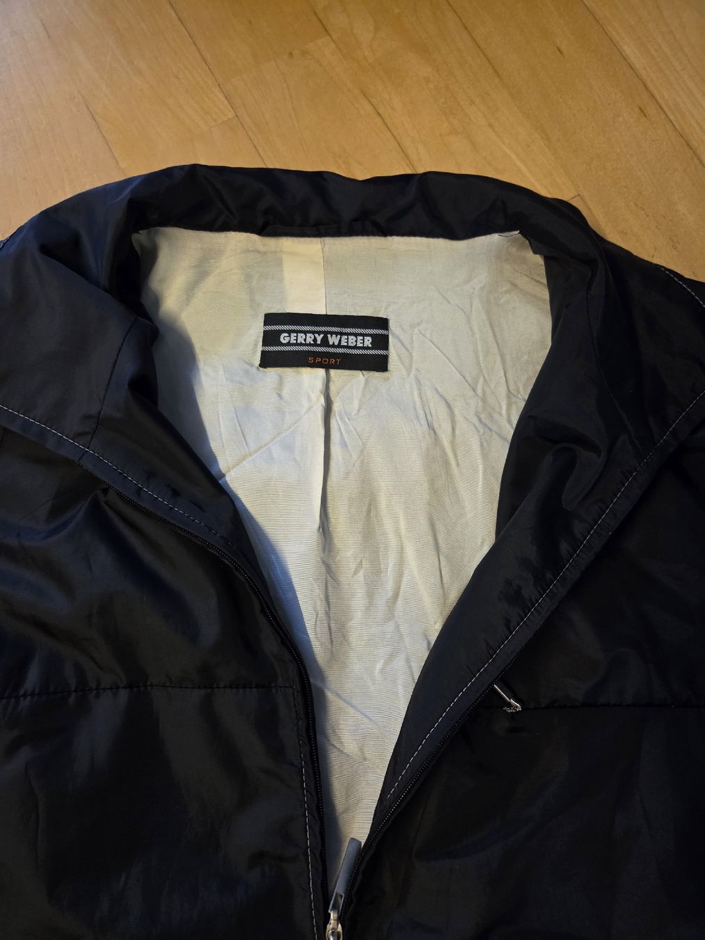 Gerry Weber Jacken: Gerry Weber Sport Jacke Gr. 44 – Gebraucht aus Zug von dhs87 1
