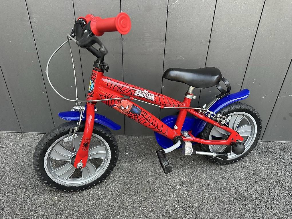 Vélos: Bicicletta bimbo Spiderman  – D'occasion à Quartino par DiloUsato 1
