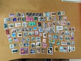 Einzelne von Briefen abgelöste ausländische Briefmarken