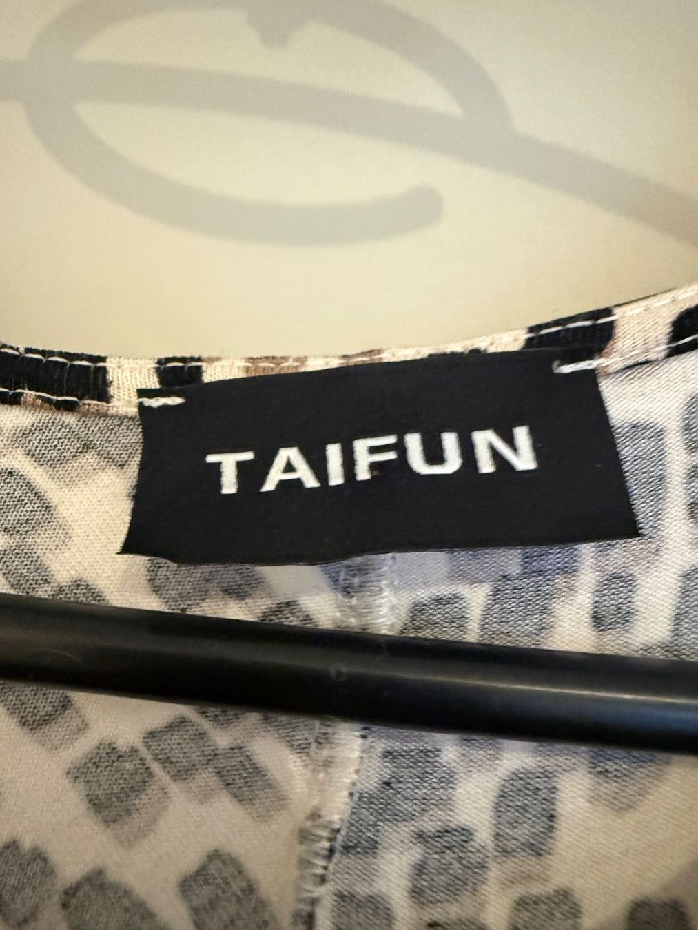 Taifun Robes: Keid – D'occasion à Niederrohrdorf par ras_6j5s 2