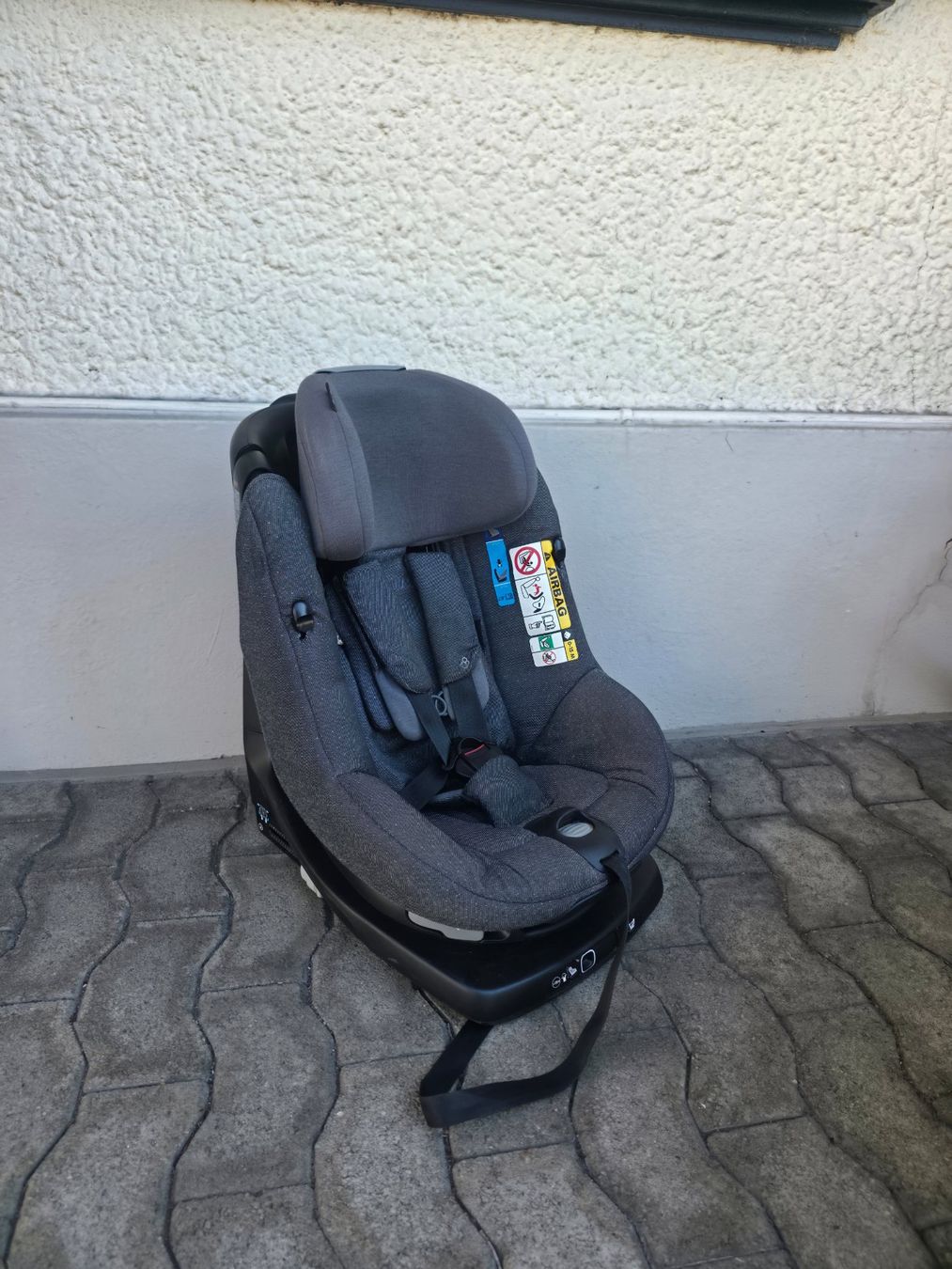 Maxi-Cosi Seggiolini per auto: Maxi Cosi Axiss Fix – Usato da Steffisburg venduto da Davga