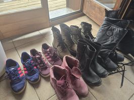 Lot de 7 paires de chaussures de marque neuf ou comme