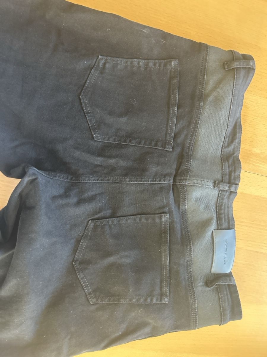 Pantaloni: Pantalon moto noir léger  – Usato da Villarimboud venduto da ily01 3
