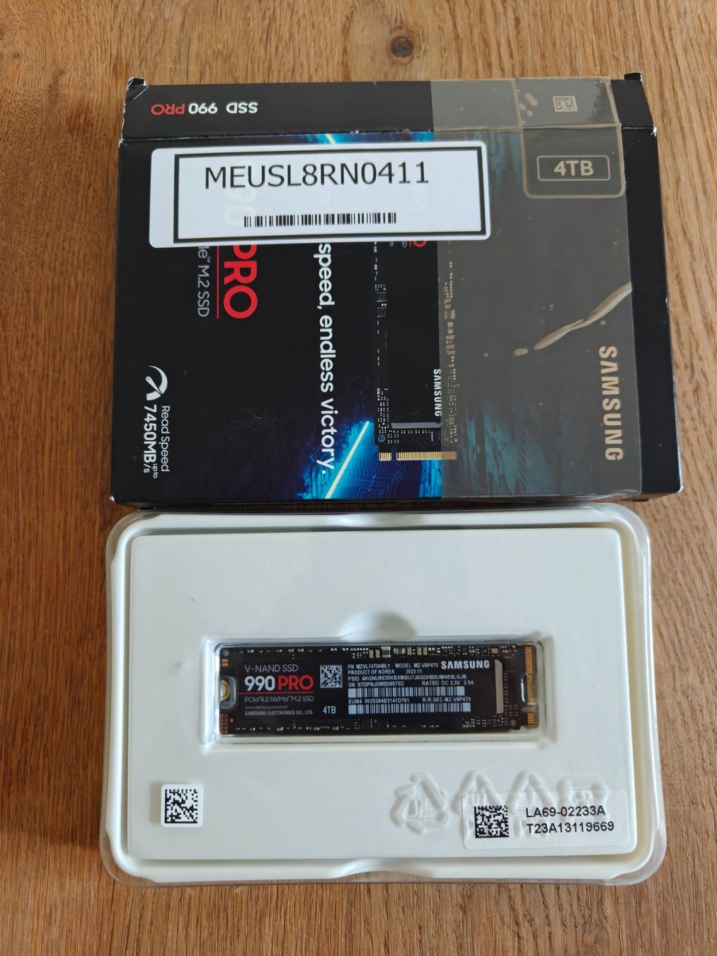 Samsung Dischi rigidi: Samsung M.2 SSD 990 Pro 4TB – Usato da Bern venduto da SuperFlySK