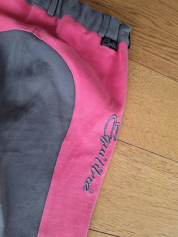 Felix Bühler Pantaloni: Mädchen Reithose Gr. 146, dunkelgrau-pink – Usato da Dietwil venduto da rotchaeppli77 2
