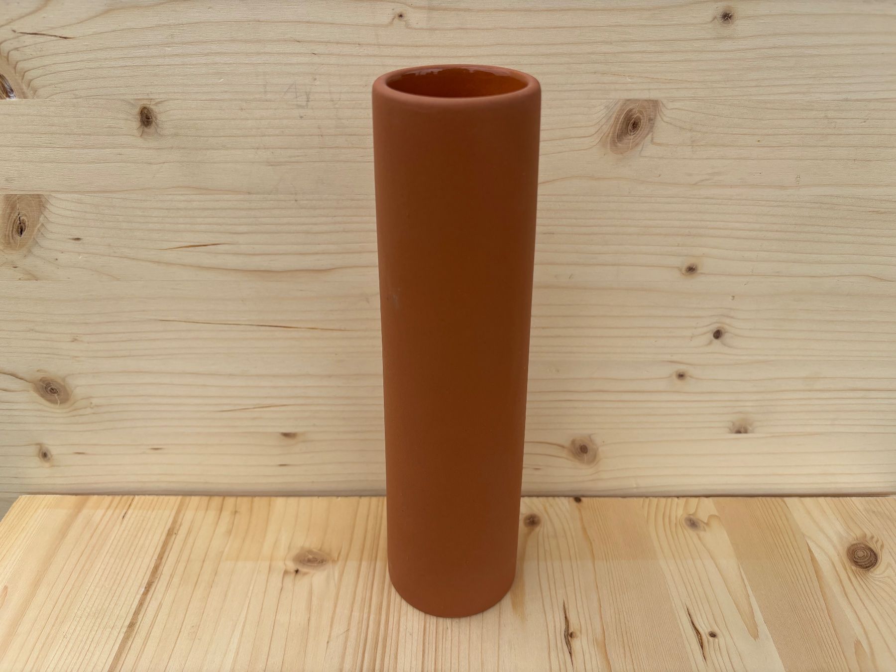 Vasi & Recipienti: Atelier Agave Vase Chimney Small Terracotta – Usato da Feldbach venduto da Olive1 1