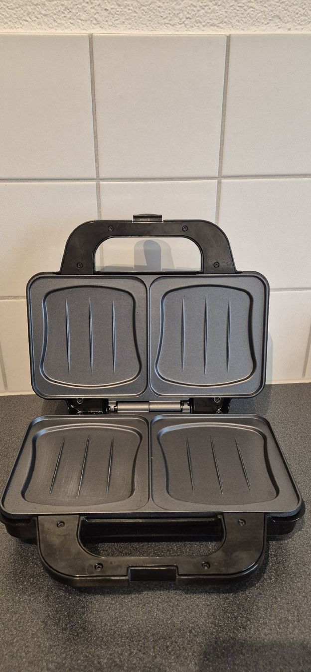 Appareils de cuisine: Tristar Toaster – D'occasion à Kloten par vanepit