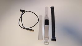 Fitbit Charge 6 mit magnetischem Armband
